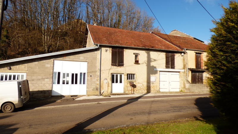 Maison - 250 m² - 3 pièces