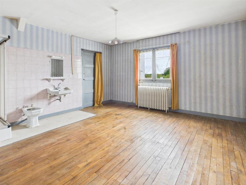 Maison - 220 m² - 9 pièces