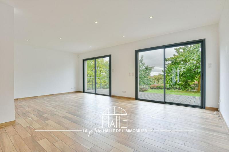 Pavillon - 143 m² - 6 pièces