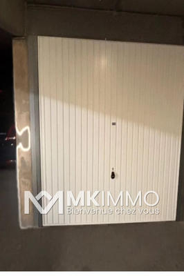 Parking / Garage - 11 m²