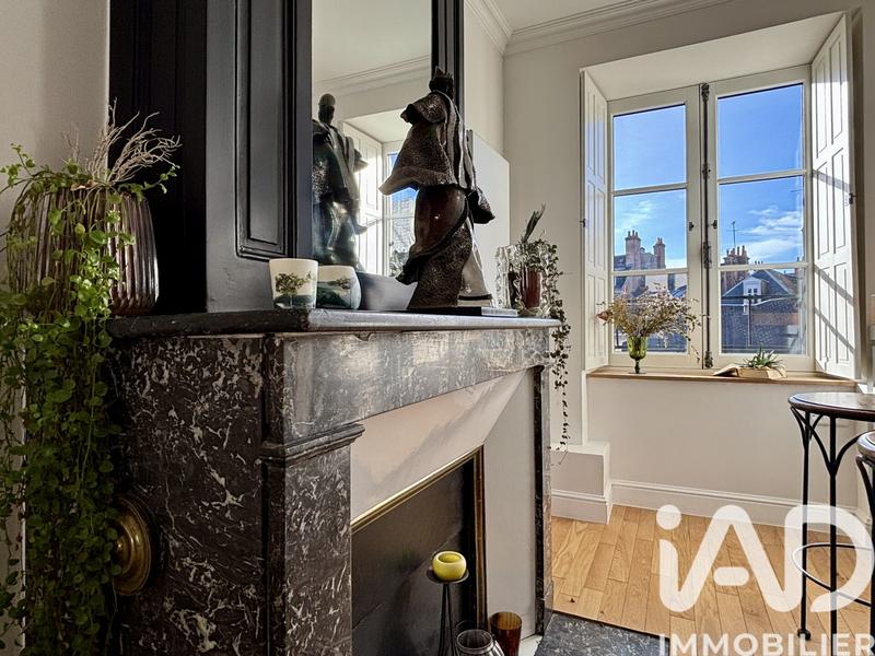 Appartement - 125 m² - 5 pièces