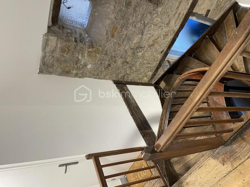 Appartement - 67 m² - 1 pièce