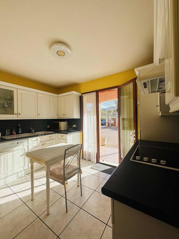 Villa - 112 m² - 5 pièces