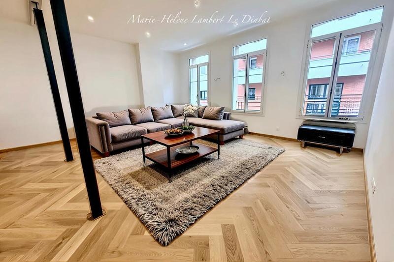 Appartement - 109 m² - 4 pièces