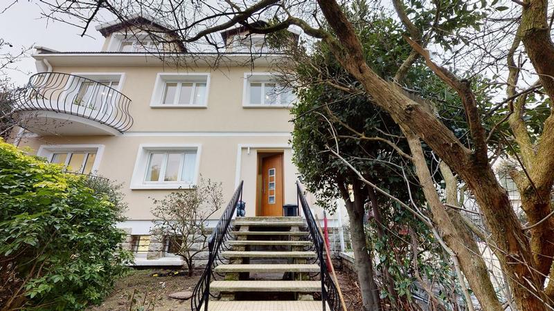 Appartement - 300 m²