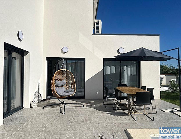 Maison - 144 m² - 5 pièces