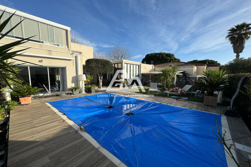 Maison - 170 m² - 5 pièces