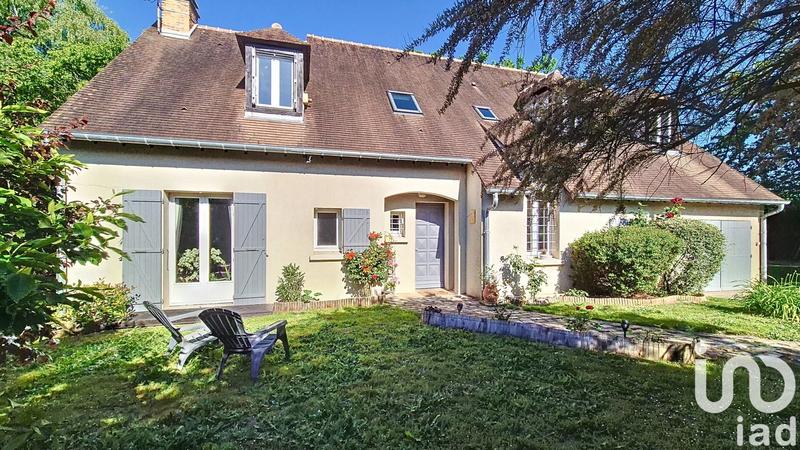 Maison - 210 m² - 7 pièces