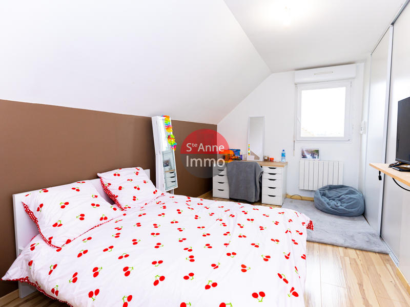 Maison - 159 m² - 7 pièces