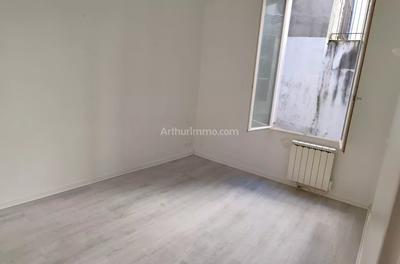 Appartement - 85 m² - 3 pièces