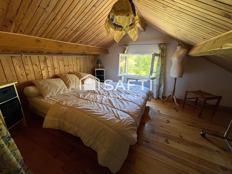 Maison - 139 m² - 8 pièces