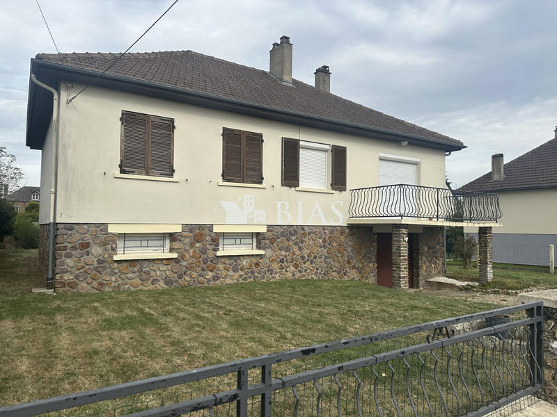 Maison - 87 m² - 4 pièces