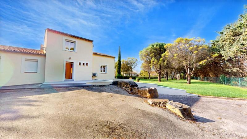 Maison - 144 m² - 6 pièces