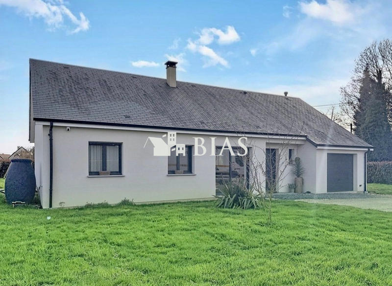 Maison - 104 m² - 4 pièces