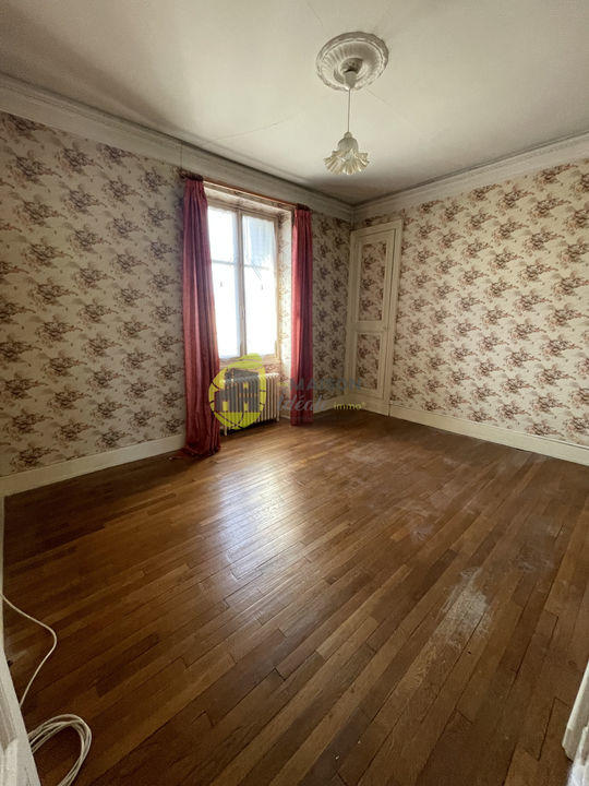 Maison - 86 m² - 5 pièces