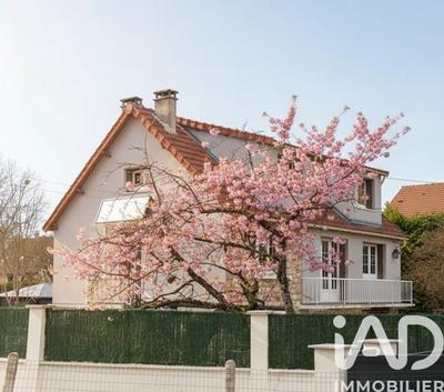 Maison - 160 m² - 7 pièces