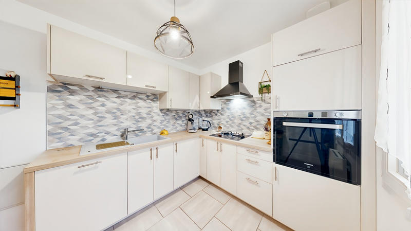 Maison - 87 m² - 3 pièces