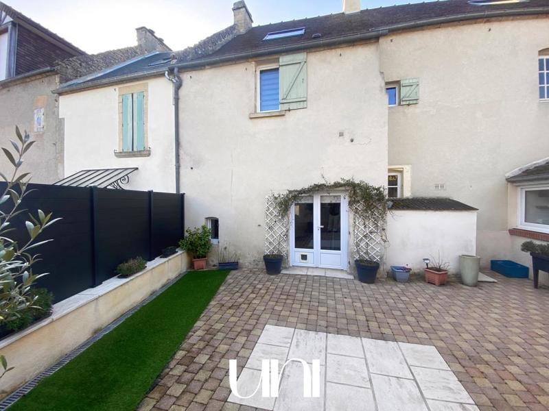 Maison - 140 m² - 7 pièces