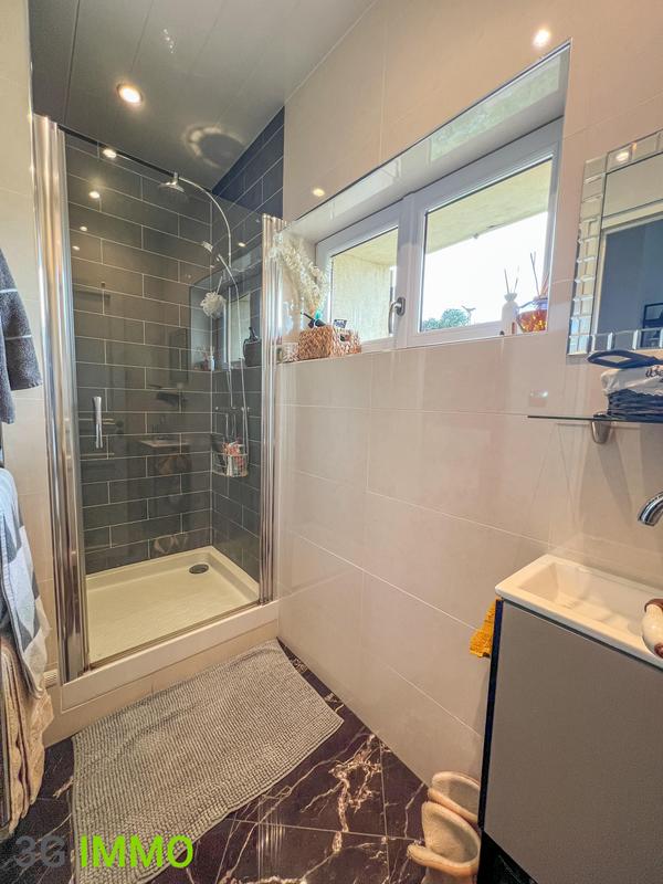 Maison ancienne - 100 m² - 5 pièces