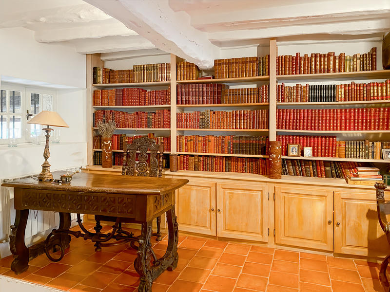 Maison - 227 m² - 6 pièces