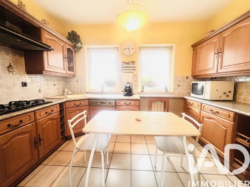 Maison - 83 m² - 5 pièces