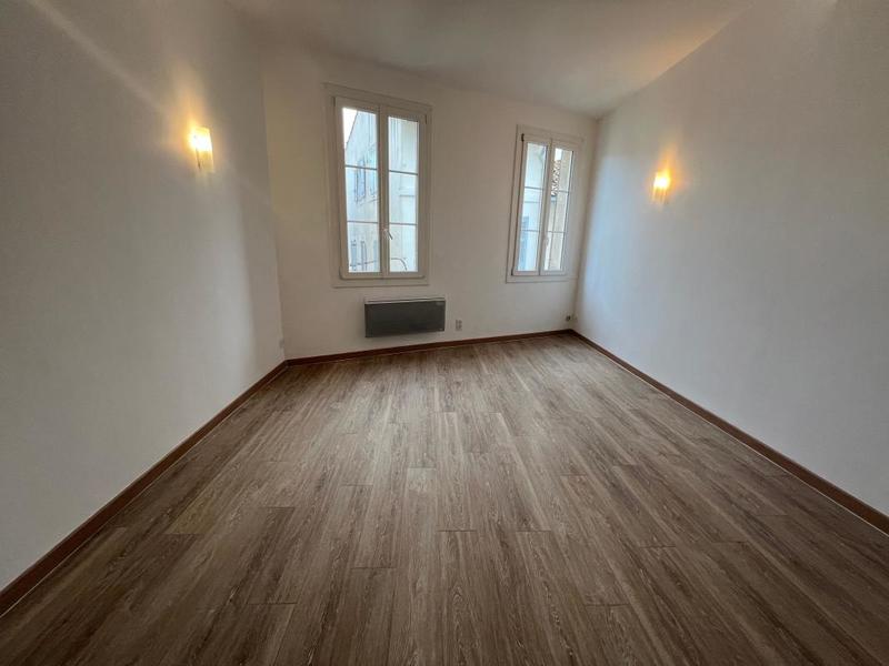 Studio - 24 m² - 1 pièce