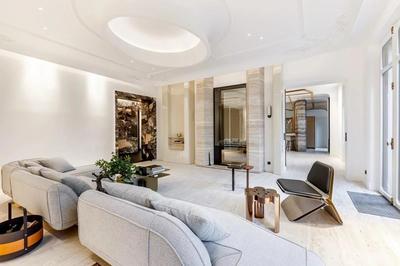 Appartement - 260 m² - 6 pièces