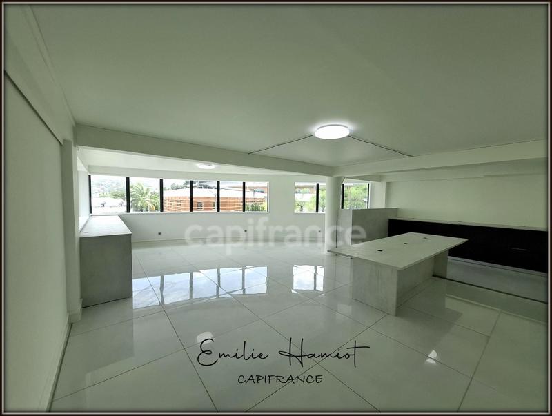 Bureau - 55 m² - 1 pièce