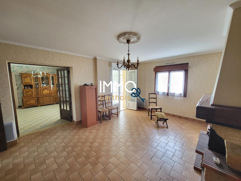 Maison - 111 m² - 6 pièces