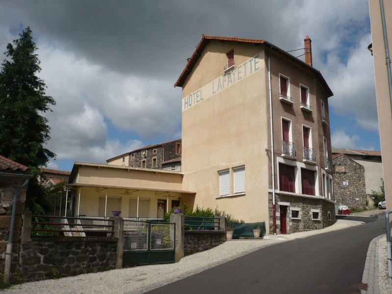 Maison - 525 m² - 14 pièces