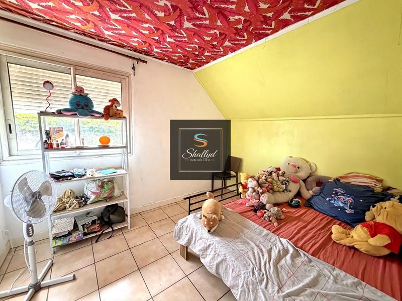 Maison - 205 m² - 9 pièces