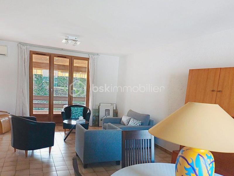 Maison - 91 m² - 5 pièces