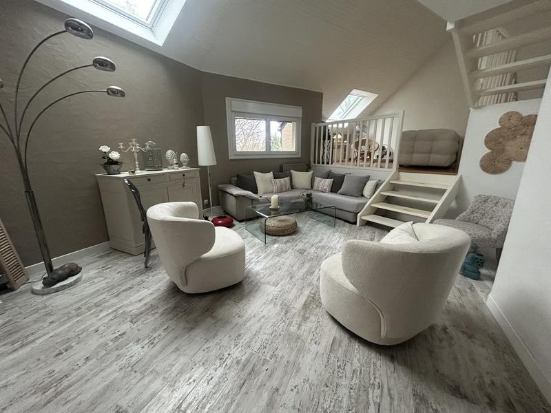 Maison - 122 m² - 255 pièces