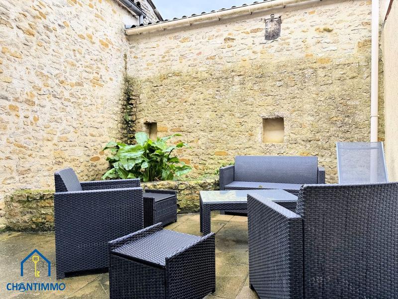 Maison ancienne - 226 m² - 7 pièces