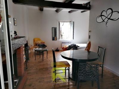 Propriété - 83 m² - 4 pièces