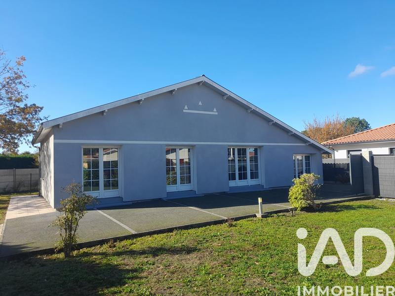 Maison - 121 m² - 5 pièces