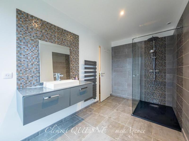 Maison - 142 m² - 6 pièces