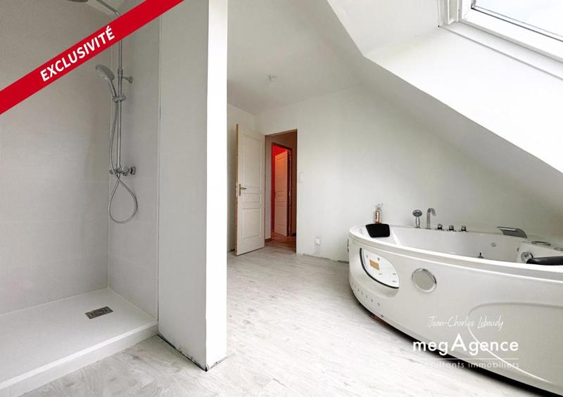 Maison traditionnelle - 110 m² - 5 pièces