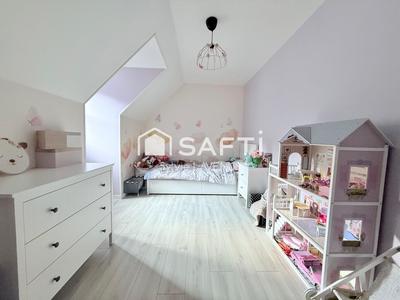 Maison - 107 m² - 5 pièces