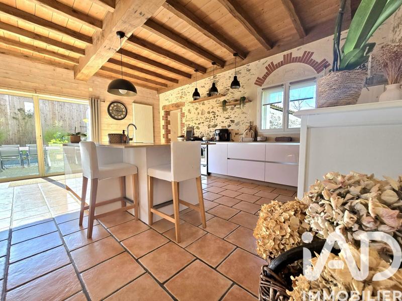 Maison - 160 m² - 5 pièces