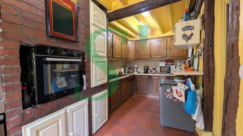 Maison - 141 m² - 8 pièces