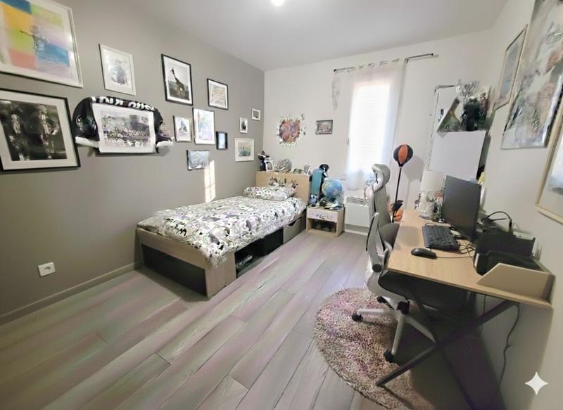 Maison - 95 m² - 4 pièces