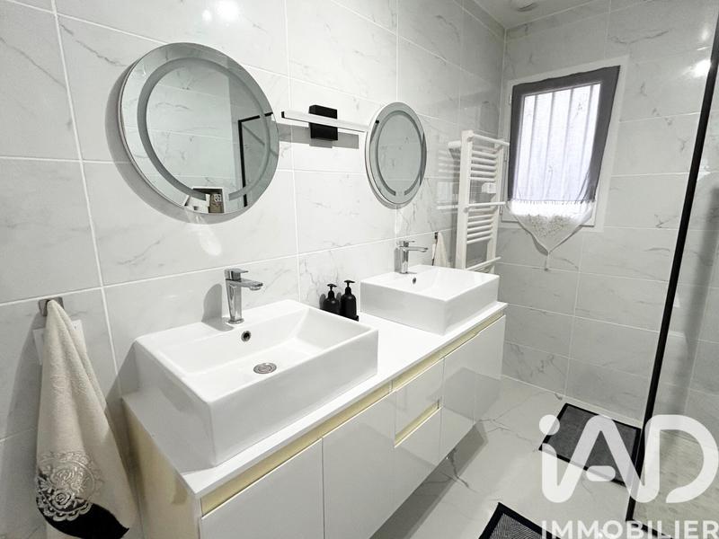 Maison de ville - 120 m² - 5 pièces