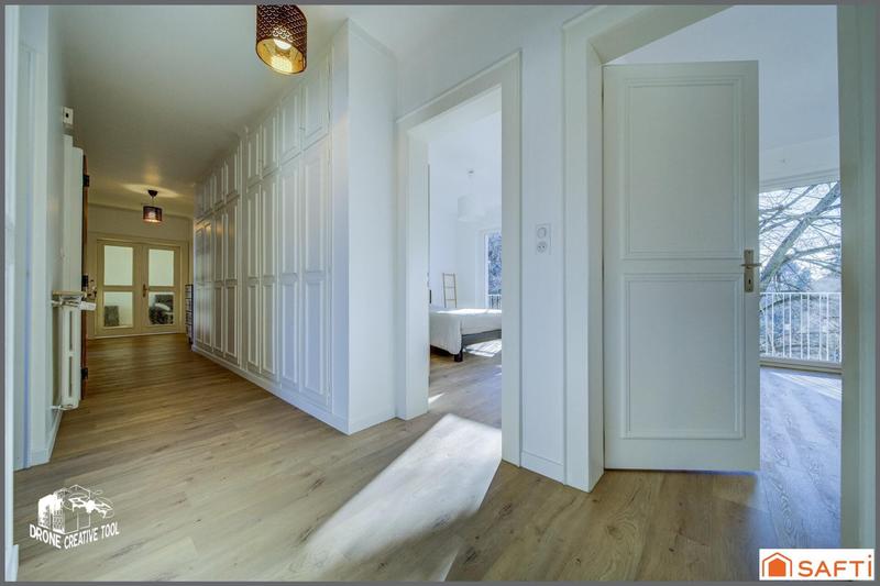 Appartement - 145 m² - 6 pièces