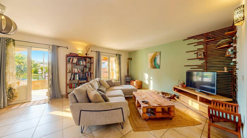 Maison - 122 m² - 4 pièces