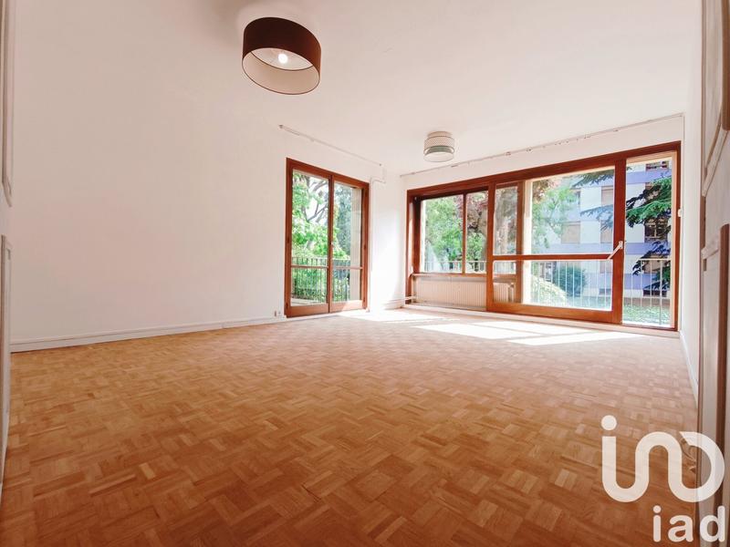 Appartement - 82 m² - 4 pièces