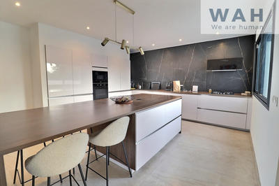 Villa - 220 m² - 5 pièces