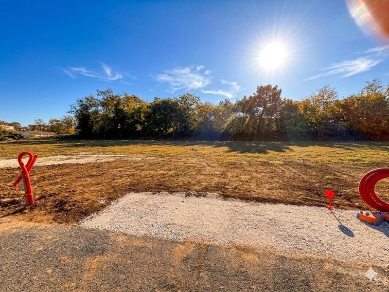 Terrain constructible - 743 m²