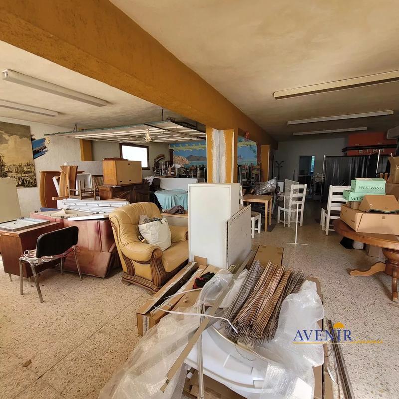 Immeuble - 975 m² - 10 pièces