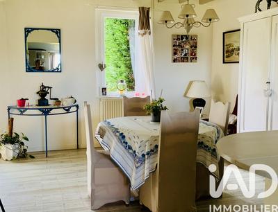 Maison - 102 m² - 5 pièces